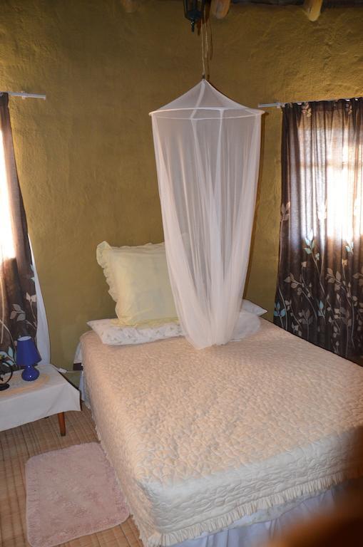 Bama Lodge Rietfontein Bilik gambar